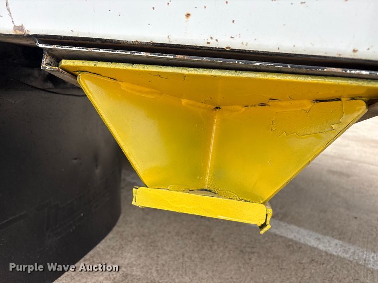 image for item DV8501 2006 Ford F650 Super Duty utility / service truck