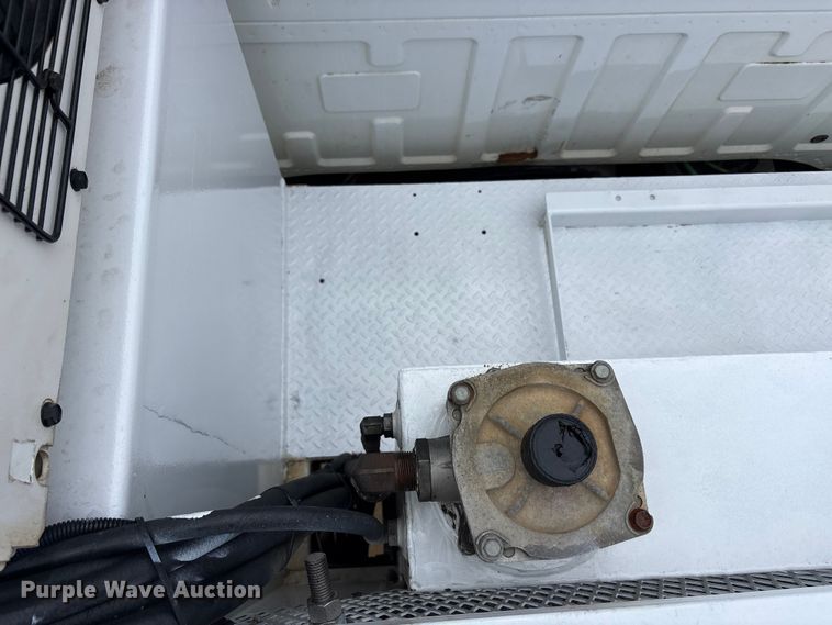image for item DV8501 2006 Ford F650 Super Duty utility / service truck
