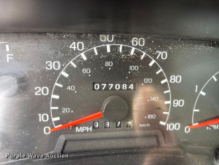image for item DV8501 2006 Ford F650 Super Duty utility / service truck