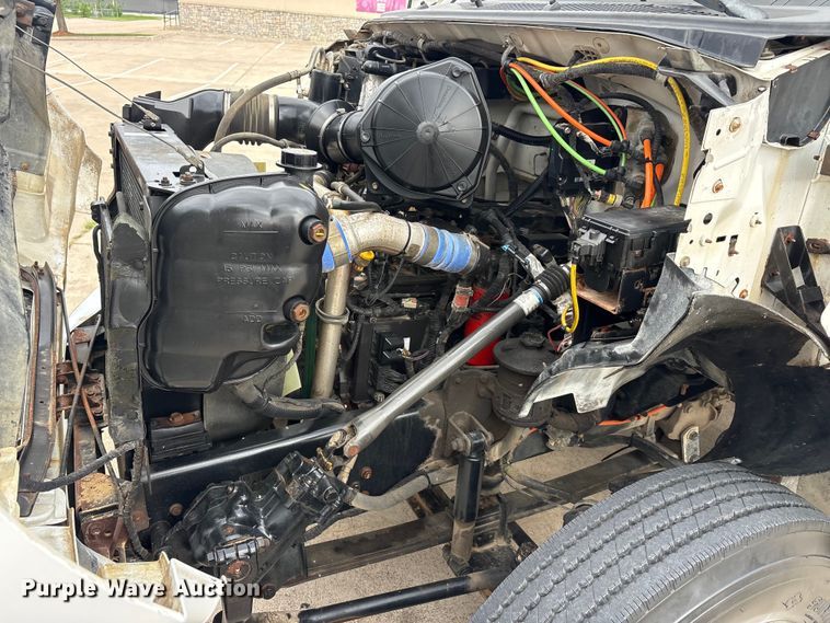 image for item DV8501 2006 Ford F650 Super Duty utility / service truck