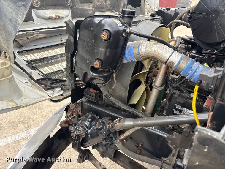 image for item DV8501 2006 Ford F650 Super Duty utility / service truck
