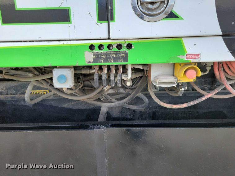 image for item DZ7030 2007 Mack MR688S concrete pump truck