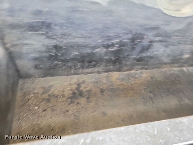 image for item DZ7030 2007 Mack MR688S concrete pump truck