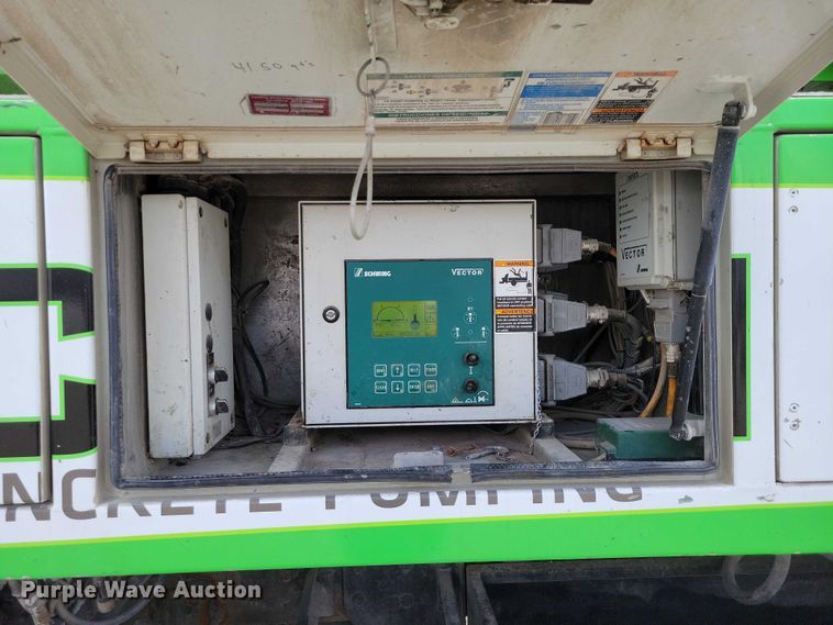 image for item DZ7030 2007 Mack MR688S concrete pump truck