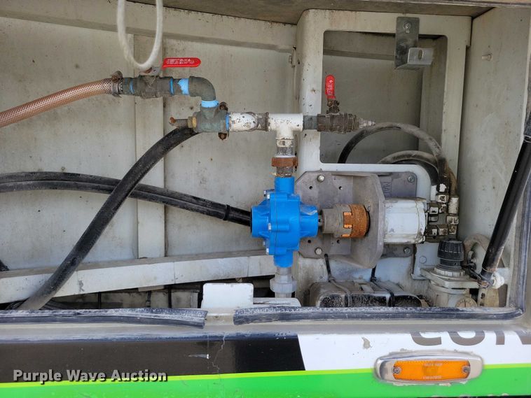 image for item DZ7030 2007 Mack MR688S concrete pump truck