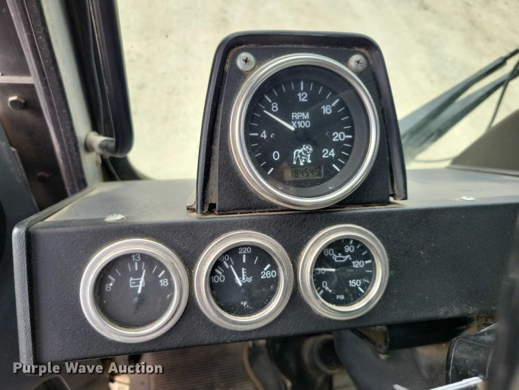 image for item DZ7030 2007 Mack MR688S concrete pump truck