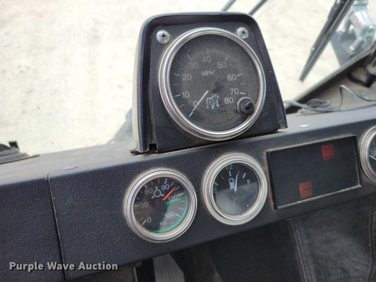 image for item DZ7030 2007 Mack MR688S concrete pump truck