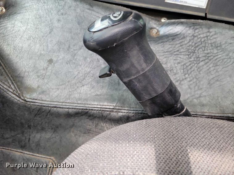 image for item DZ7030 2007 Mack MR688S concrete pump truck