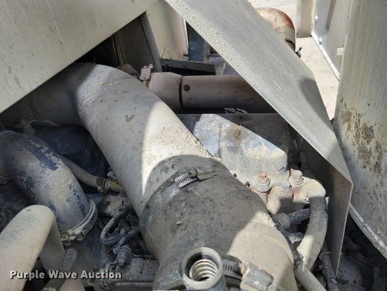 image for item DZ7030 2007 Mack MR688S concrete pump truck