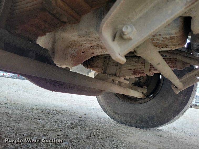 image for item DZ7030 2007 Mack MR688S concrete pump truck