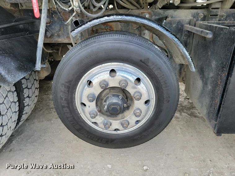 image for item DZ7030 2007 Mack MR688S concrete pump truck