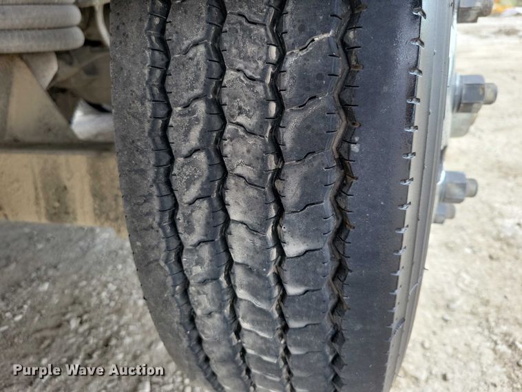 image for item DZ7030 2007 Mack MR688S concrete pump truck