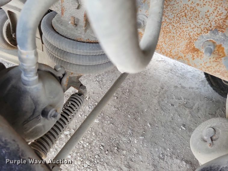 image for item DZ7030 2007 Mack MR688S concrete pump truck