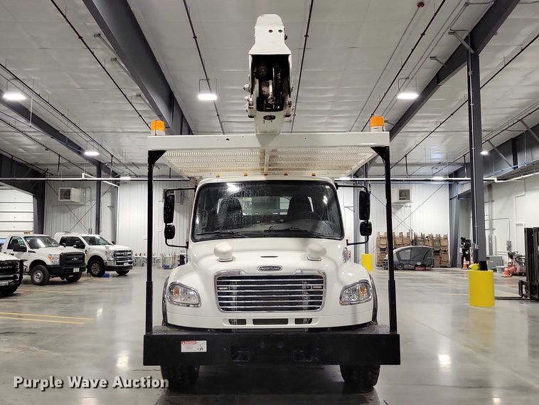 image for item DZ7032 2017 Freightliner Business Class M2 bucket truck