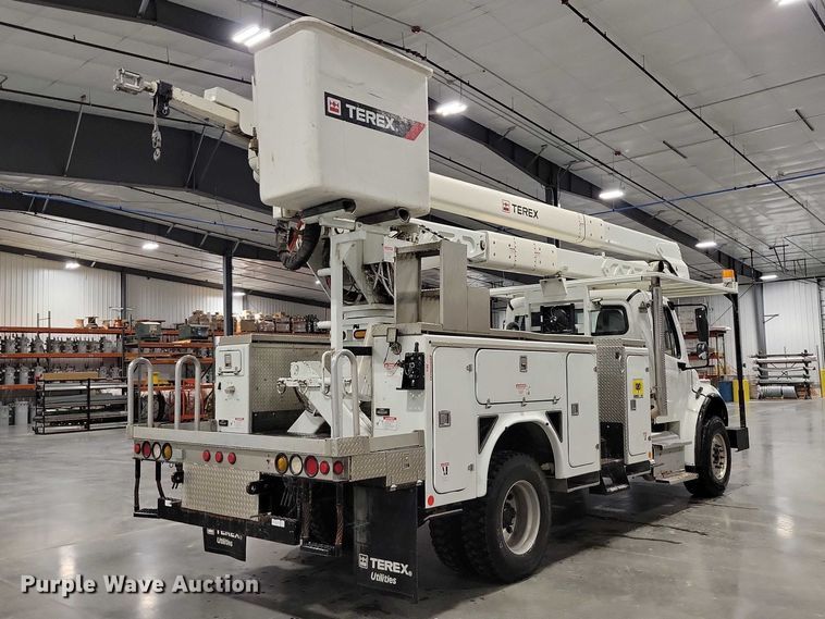image for item DZ7032 2017 Freightliner Business Class M2 bucket truck