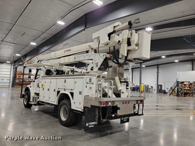 image for item DZ7032 2017 Freightliner Business Class M2 bucket truck