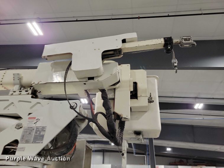 image for item DZ7032 2017 Freightliner Business Class M2 bucket truck