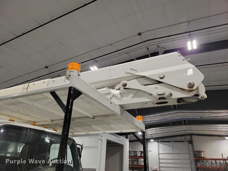 image for item DZ7032 2017 Freightliner Business Class M2 bucket truck