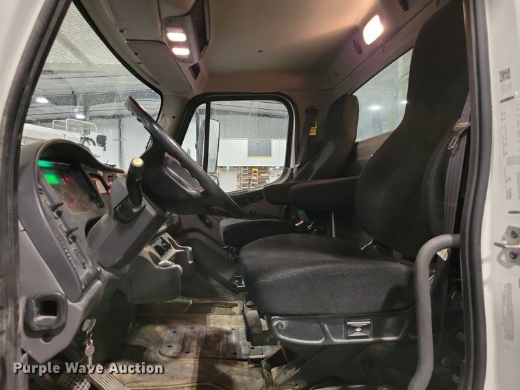 image for item DZ7032 2017 Freightliner Business Class M2 bucket truck