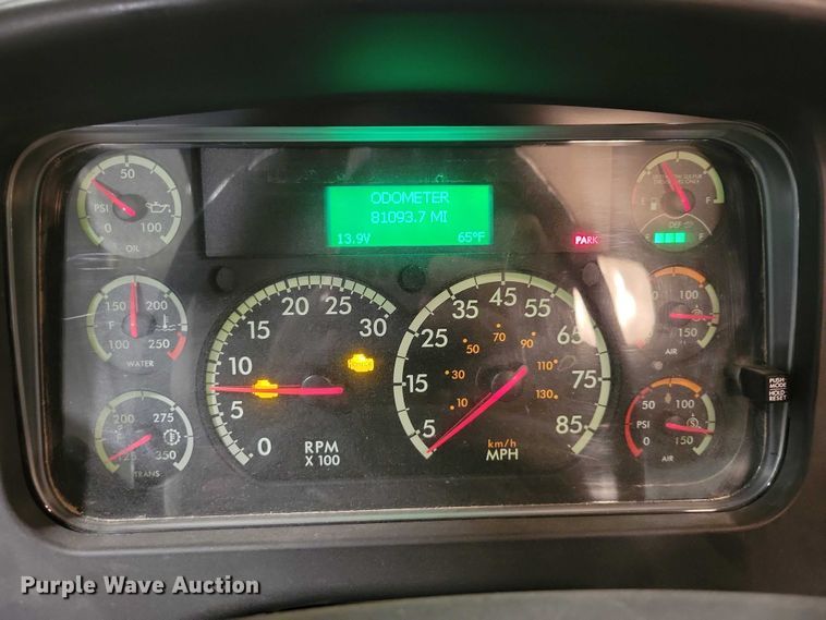 image for item DZ7032 2017 Freightliner Business Class M2 bucket truck