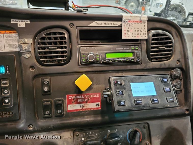 image for item DZ7032 2017 Freightliner Business Class M2 bucket truck