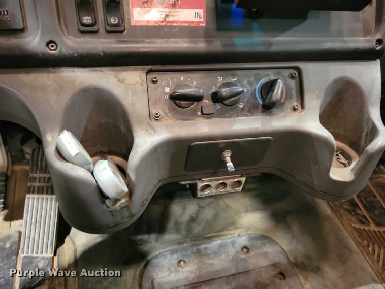 image for item DZ7032 2017 Freightliner Business Class M2 bucket truck