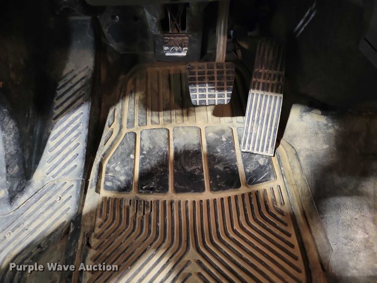 image for item DZ7032 2017 Freightliner Business Class M2 bucket truck