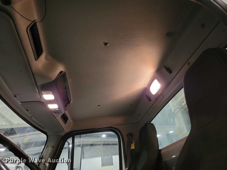 image for item DZ7032 2017 Freightliner Business Class M2 bucket truck