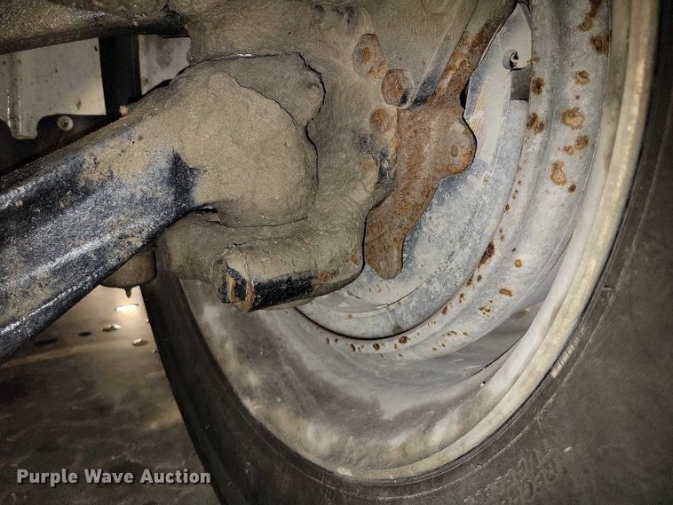 image for item DZ7032 2017 Freightliner Business Class M2 bucket truck