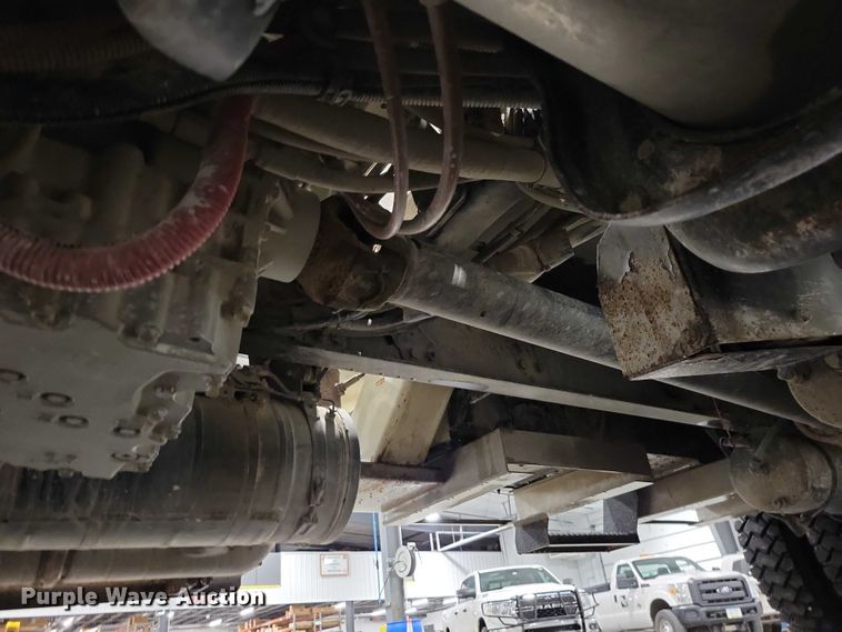 image for item DZ7032 2017 Freightliner Business Class M2 bucket truck