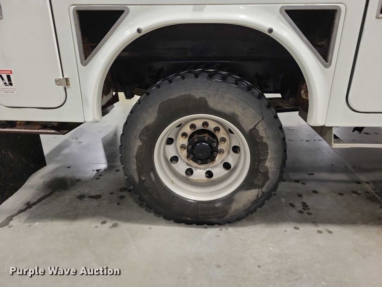 image for item DZ7032 2017 Freightliner Business Class M2 bucket truck