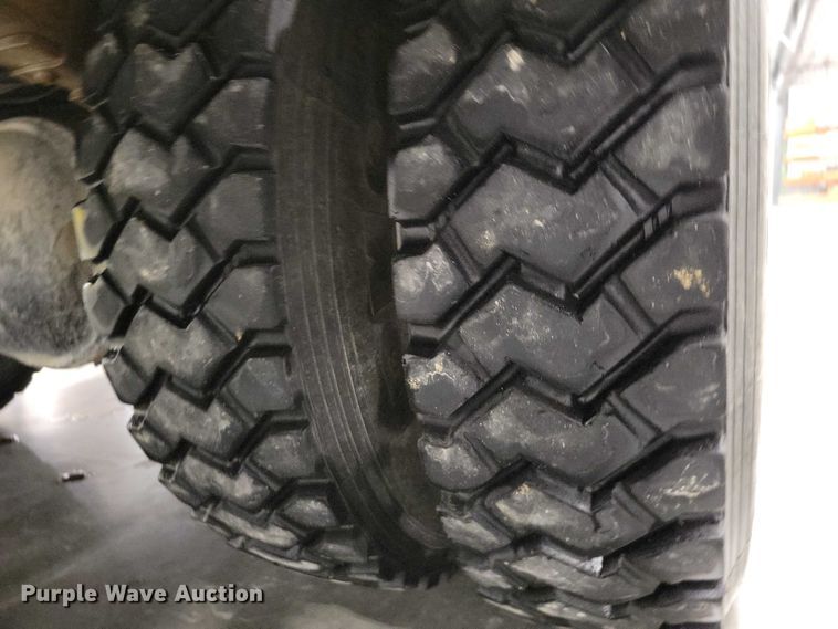 image for item DZ7032 2017 Freightliner Business Class M2 bucket truck