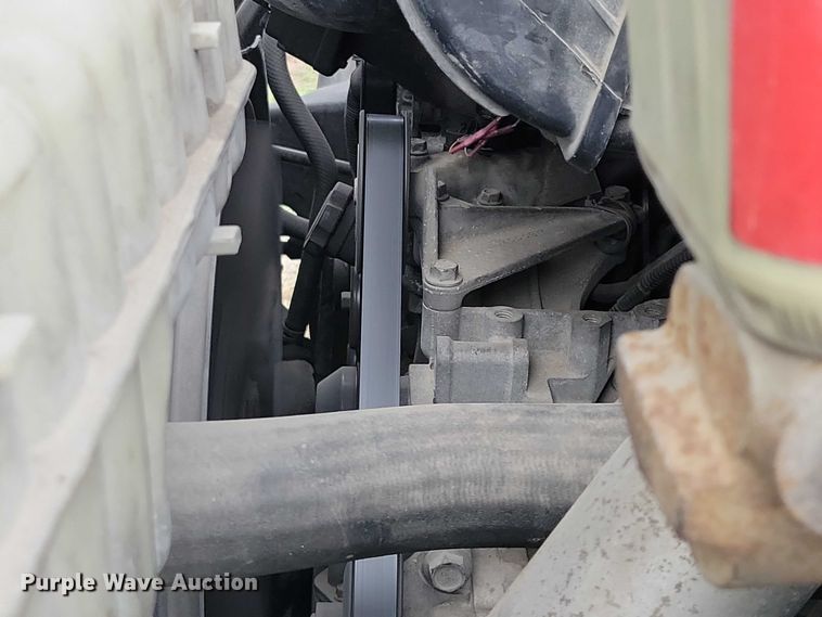 image for item DZ7042 2006 GMC C5500 forestry bucket truck