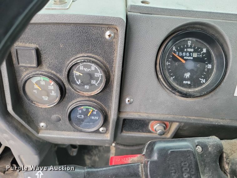 image for item DZ7045 1997 Mack RD688S semi truck