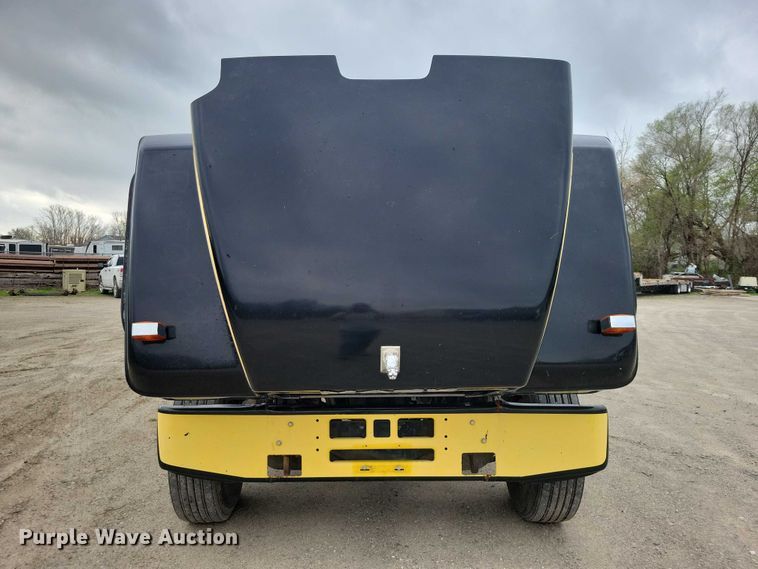 image for item DZ7045 1997 Mack RD688S semi truck