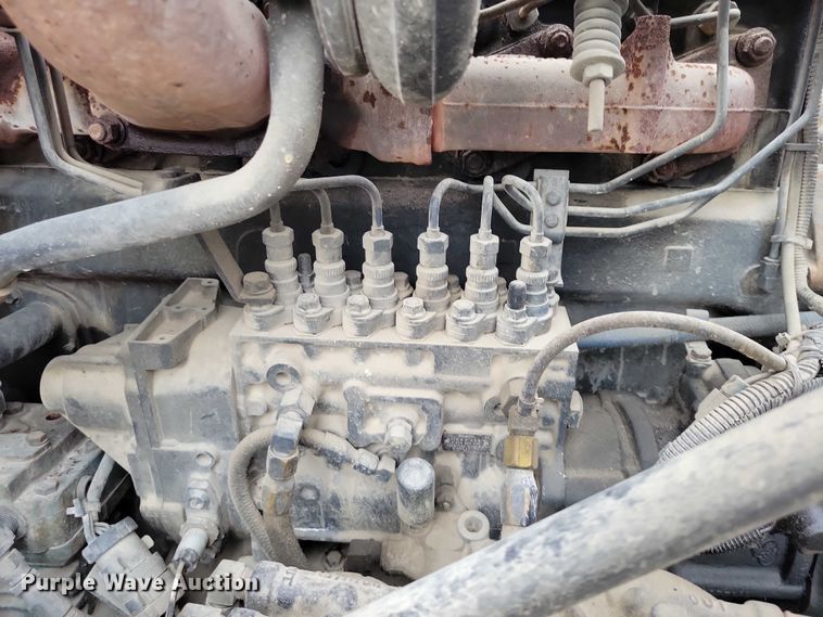 image for item DZ7045 1997 Mack RD688S semi truck