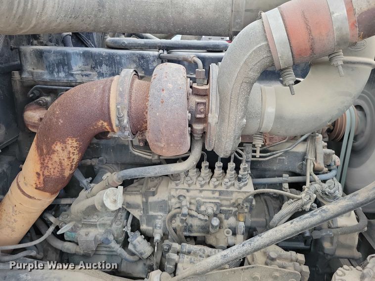 image for item DZ7045 1997 Mack RD688S semi truck