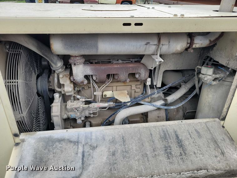 image for item DZ7049 Ingersoll Rand P250 air compressor