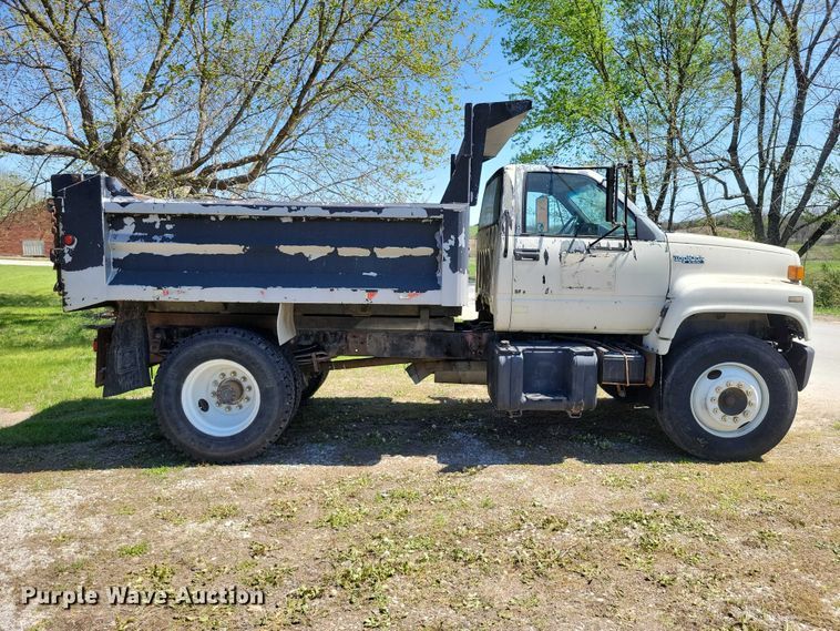 image for item DZ7063 1991 GMC Topkick dump truck