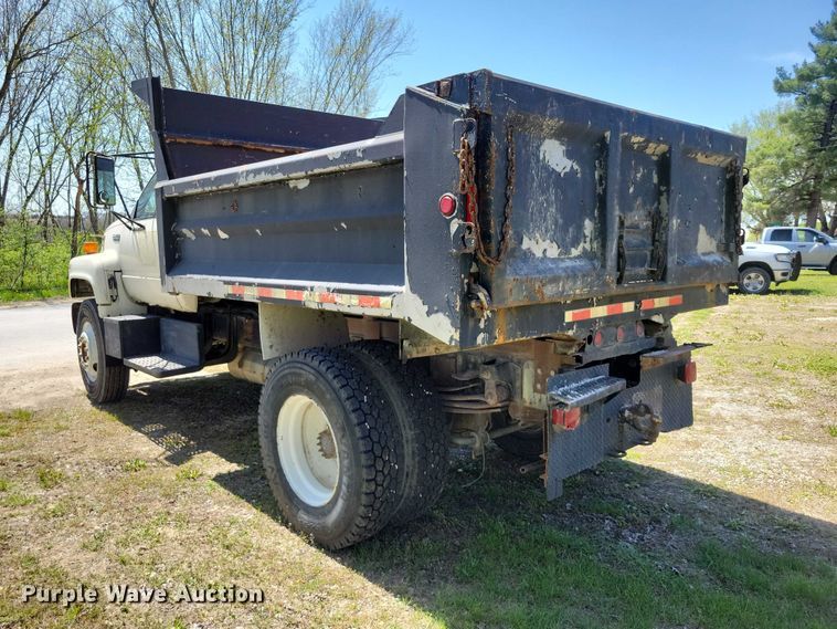 image for item DZ7063 1991 GMC Topkick dump truck