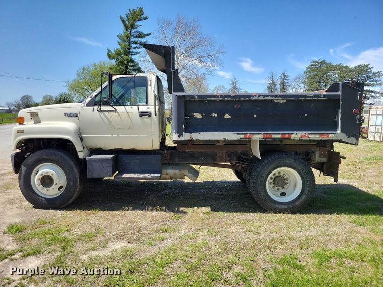 image for item DZ7063 1991 GMC Topkick dump truck