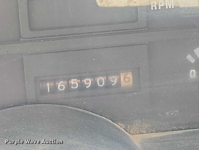 image for item DZ7063 1991 GMC Topkick dump truck