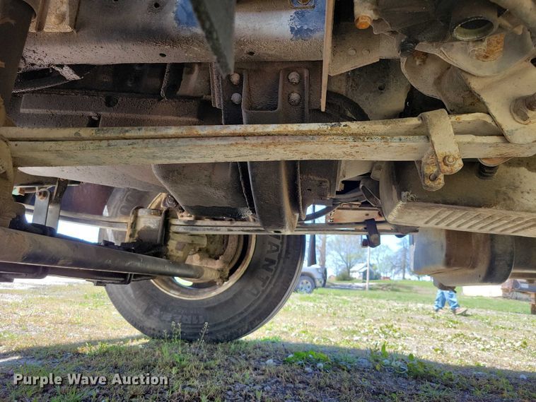 image for item DZ7063 1991 GMC Topkick dump truck