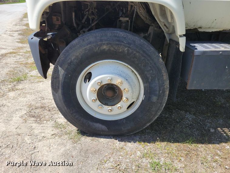 image for item DZ7063 1991 GMC Topkick dump truck