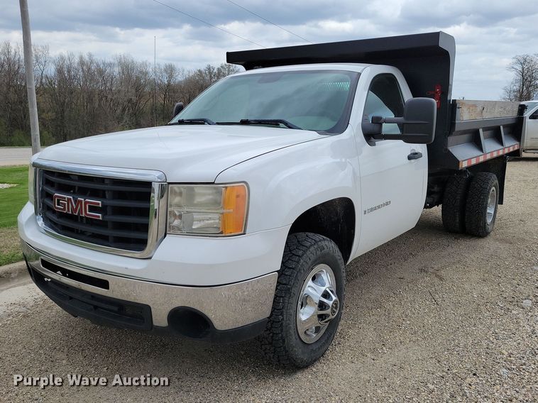 image for item DZ7075 2008 GMC Sierra 3500HD dump bed pickup truck