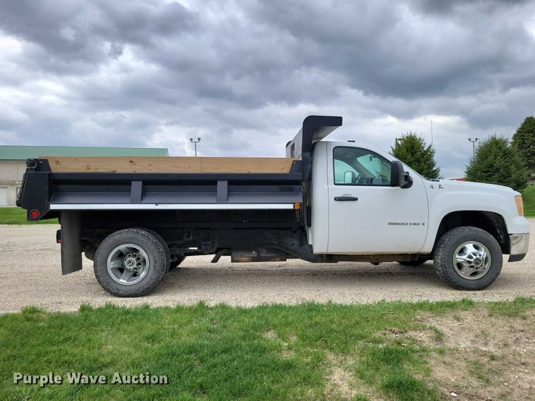 image for item DZ7075 2008 GMC Sierra 3500HD dump bed pickup truck