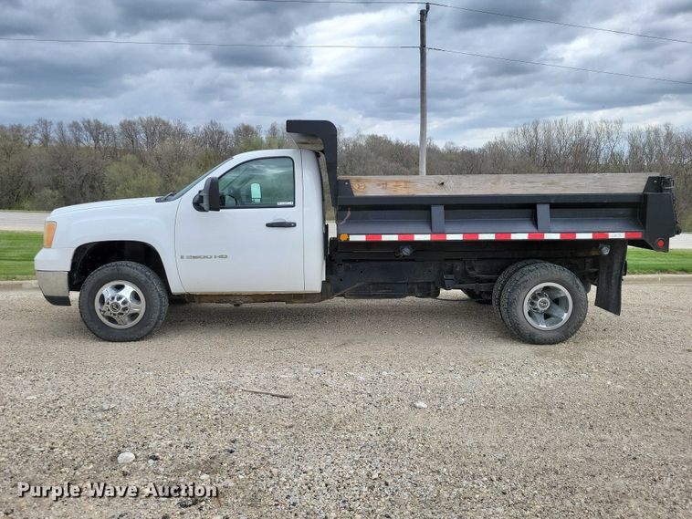 image for item DZ7075 2008 GMC Sierra 3500HD dump bed pickup truck