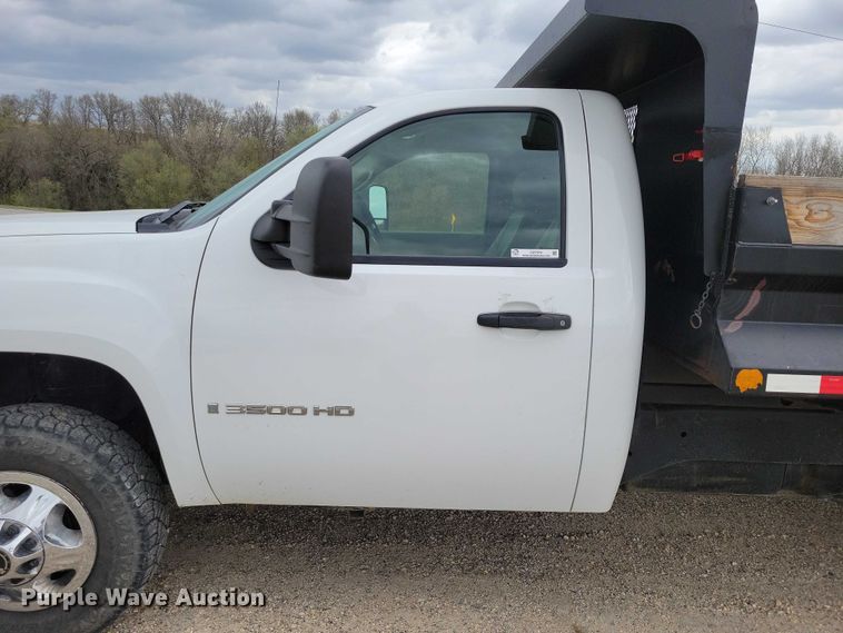 image for item DZ7075 2008 GMC Sierra 3500HD dump bed pickup truck
