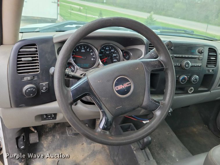 image for item DZ7075 2008 GMC Sierra 3500HD dump bed pickup truck