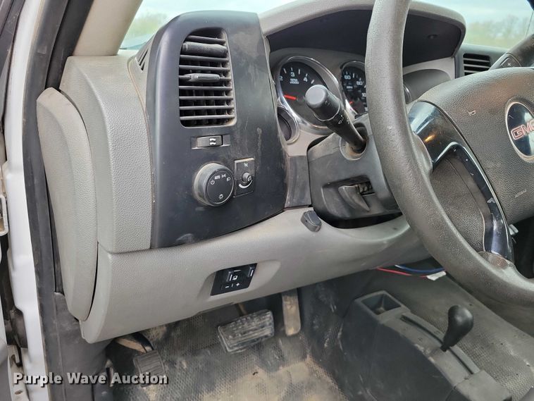 image for item DZ7075 2008 GMC Sierra 3500HD dump bed pickup truck